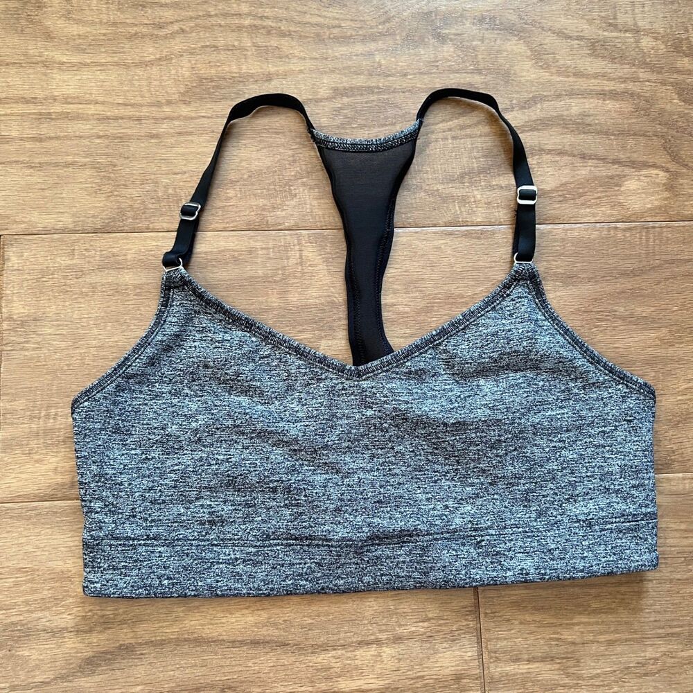 Victoria's Secret VSX Sport Sports Bra Size M ? The Player Racerback Gray Black